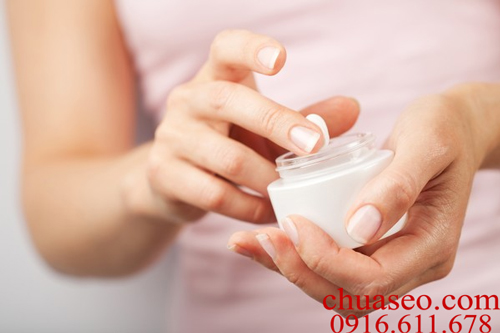 Thuốc trị sẹo thâm dưới dạng gel hoặc kem, tác dụng cực tốt trong việc phục hồi da bị tổn thương